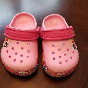 Crocs
